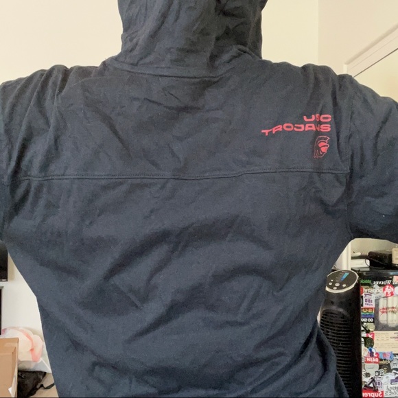 USC X Nike Hooded Shirt - Picture 2 of 3